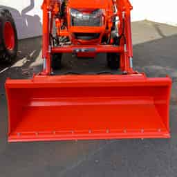 Kubota L3902 4WD Tractor w/ Front End Loader