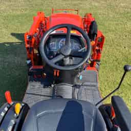 Kubota B2601HSD-1 w/R4 Tires & LA435 Loader w/ 54″ Q/A Bucket