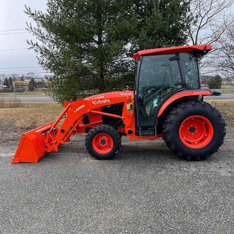 KUBOTA L4060HSTC-LE 4WD TRACTOR w/ Front End Loader