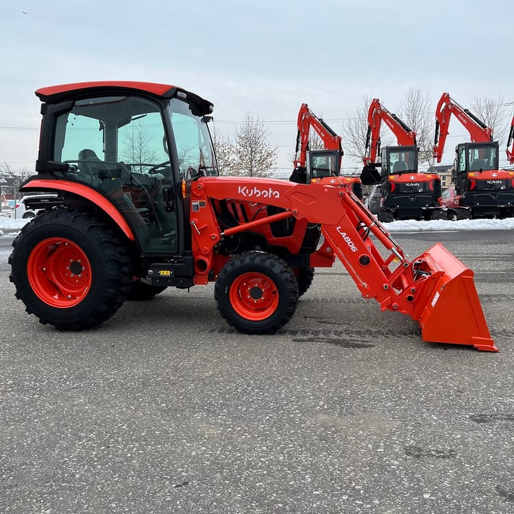 Kubota L3770DLXC Grand L70 Series 4WD Tractor w/Front-End Loader