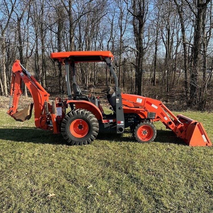 2020 B26 Kubota 4WD Tractor 44396