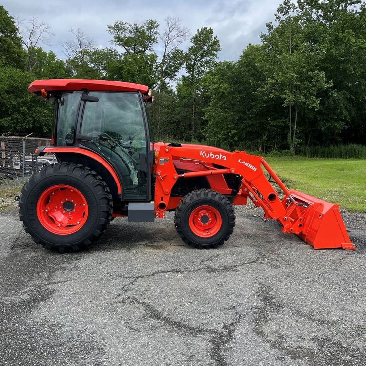 Kubota MX4900 4WD Tractor