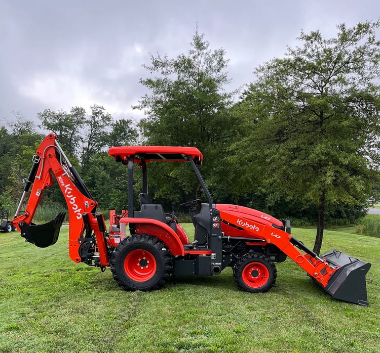 Kubota L47 Tractor Loader backhoe