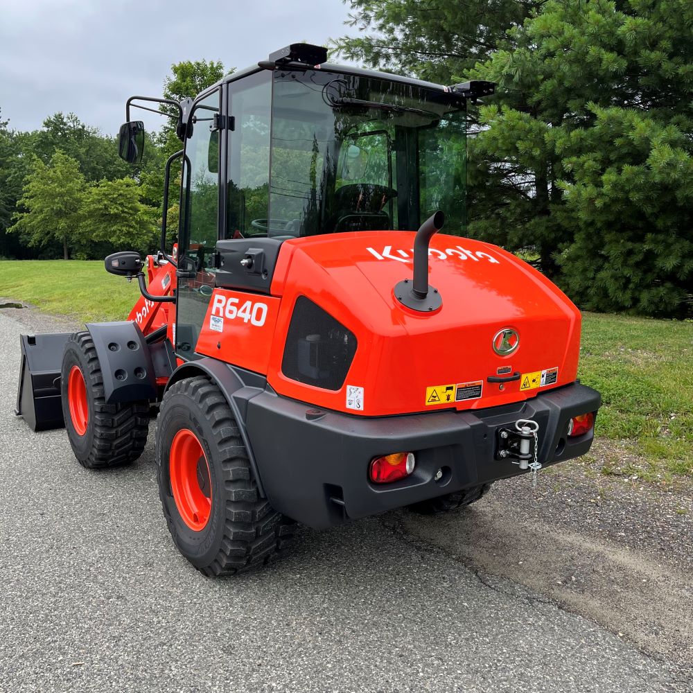 Kubota R640 Wheel Loader with Cab - Cherry Valley Tractor Sales
