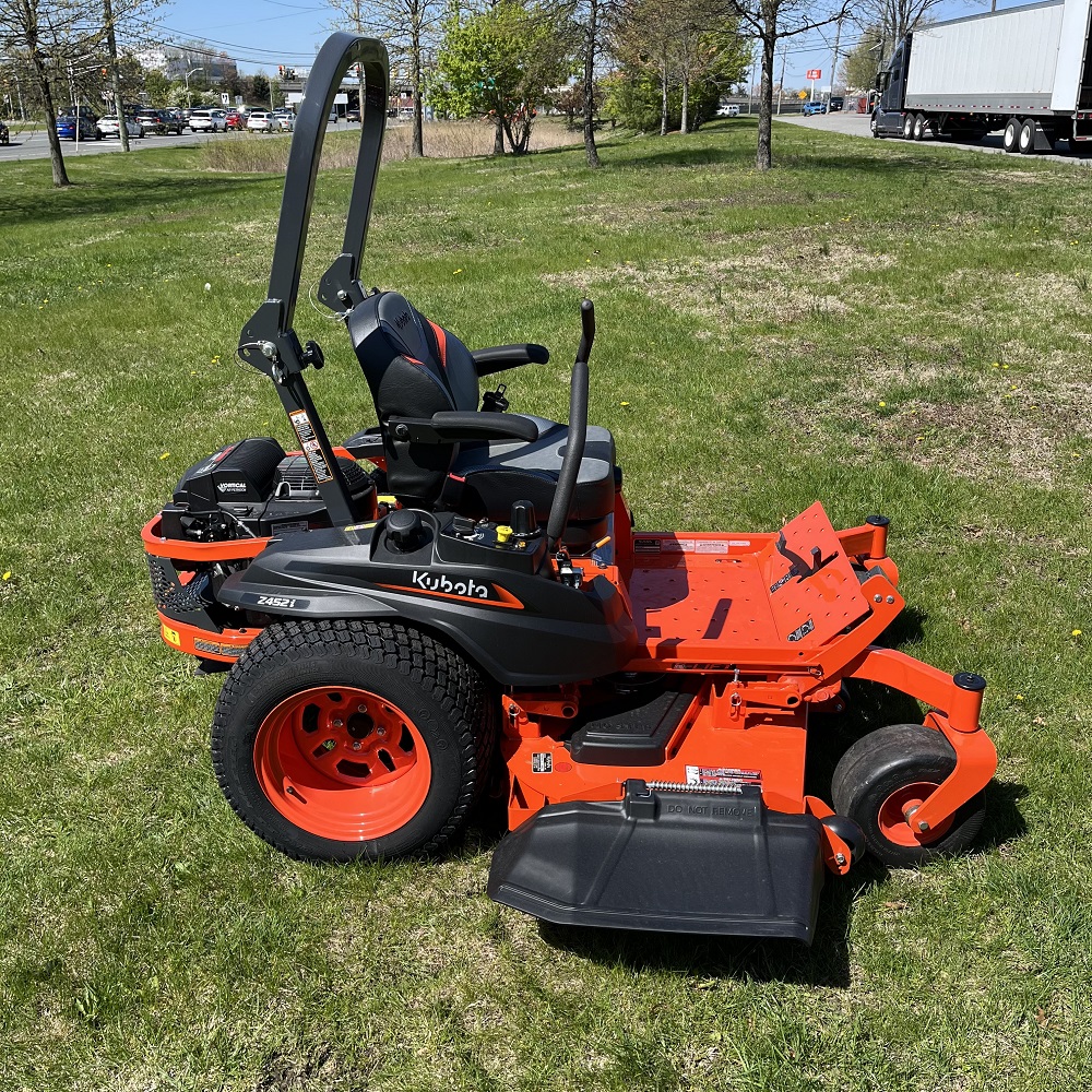 Kubota Z422KWTNC-60 Zero Turn Mower - Cherry Valley Tractor